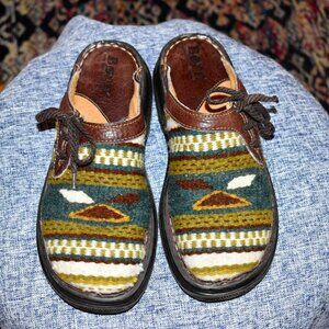 Born tapestry mules 7.5 US